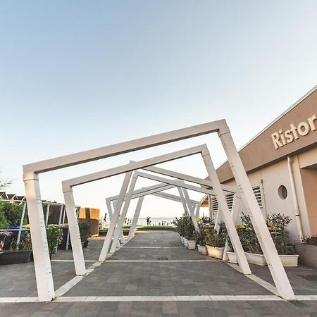Affittacamere A Due Passi Dal Mare Marina di Cecina Bagian luar foto